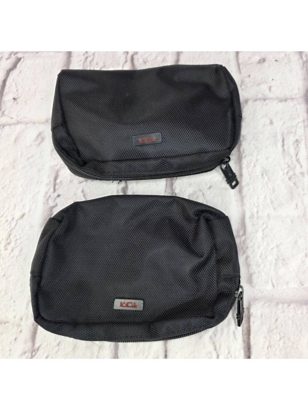 Tumi Delta Airlines Amenity Kits Set Of 4 Travel Pouches Black Gray Blue Nylon View 4